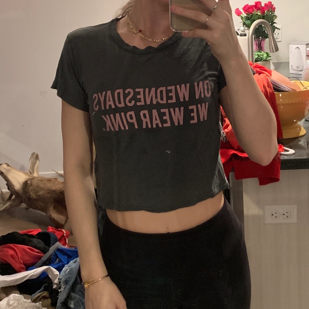 ON WEDNESDAYS WE WEAR PINK TEE SIZE SMALL